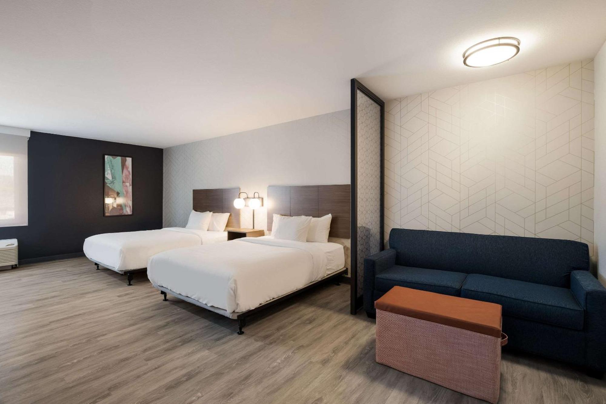 Everhome Suites Corona Zewnętrze zdjęcie